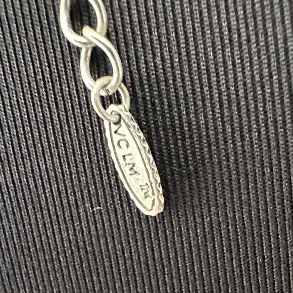 Elegant Silver and Rhinestone Layered Necklace - Picture 2 of 3